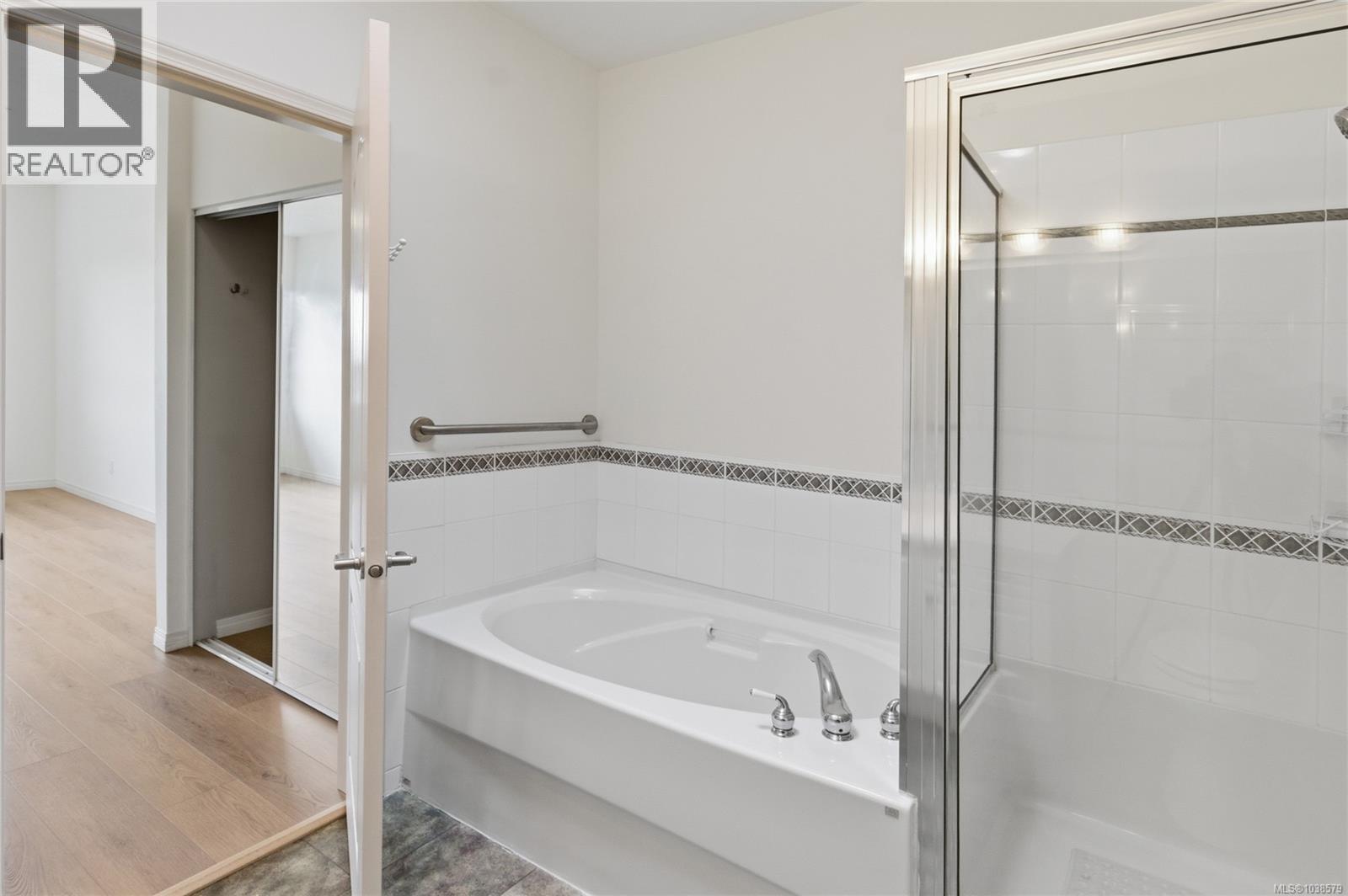 #409 380 Waterfront Cres - 24