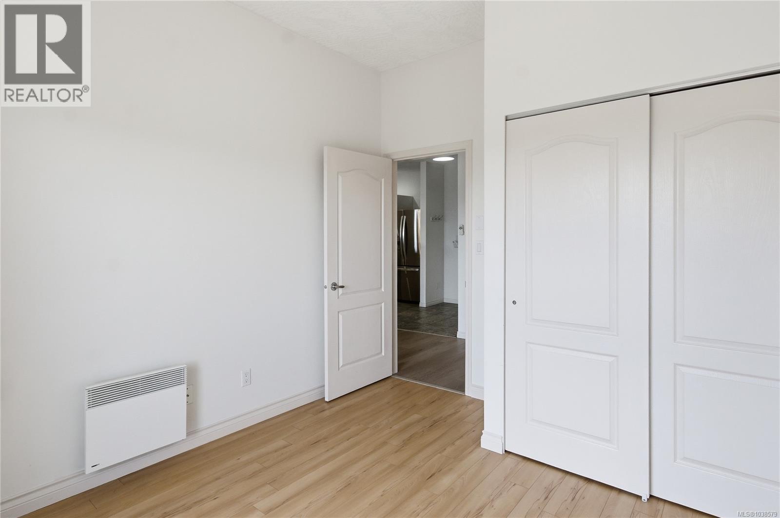 #409 380 Waterfront Cres - 26