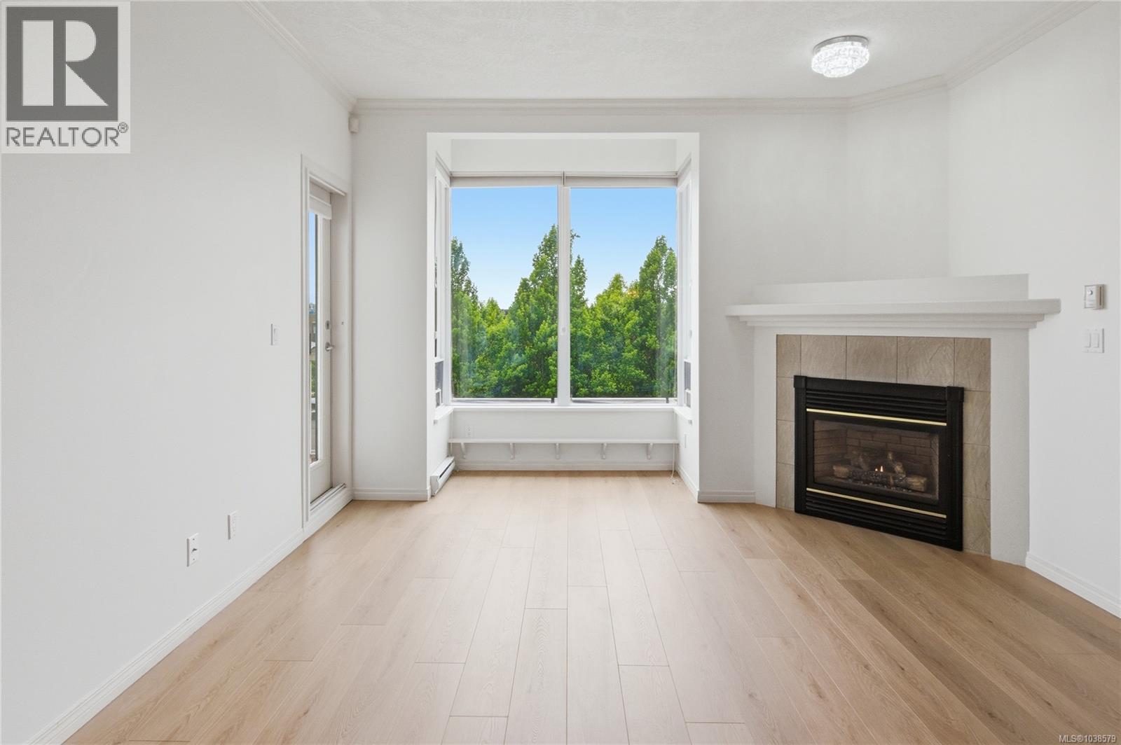 #409 380 Waterfront Cres - Image 3