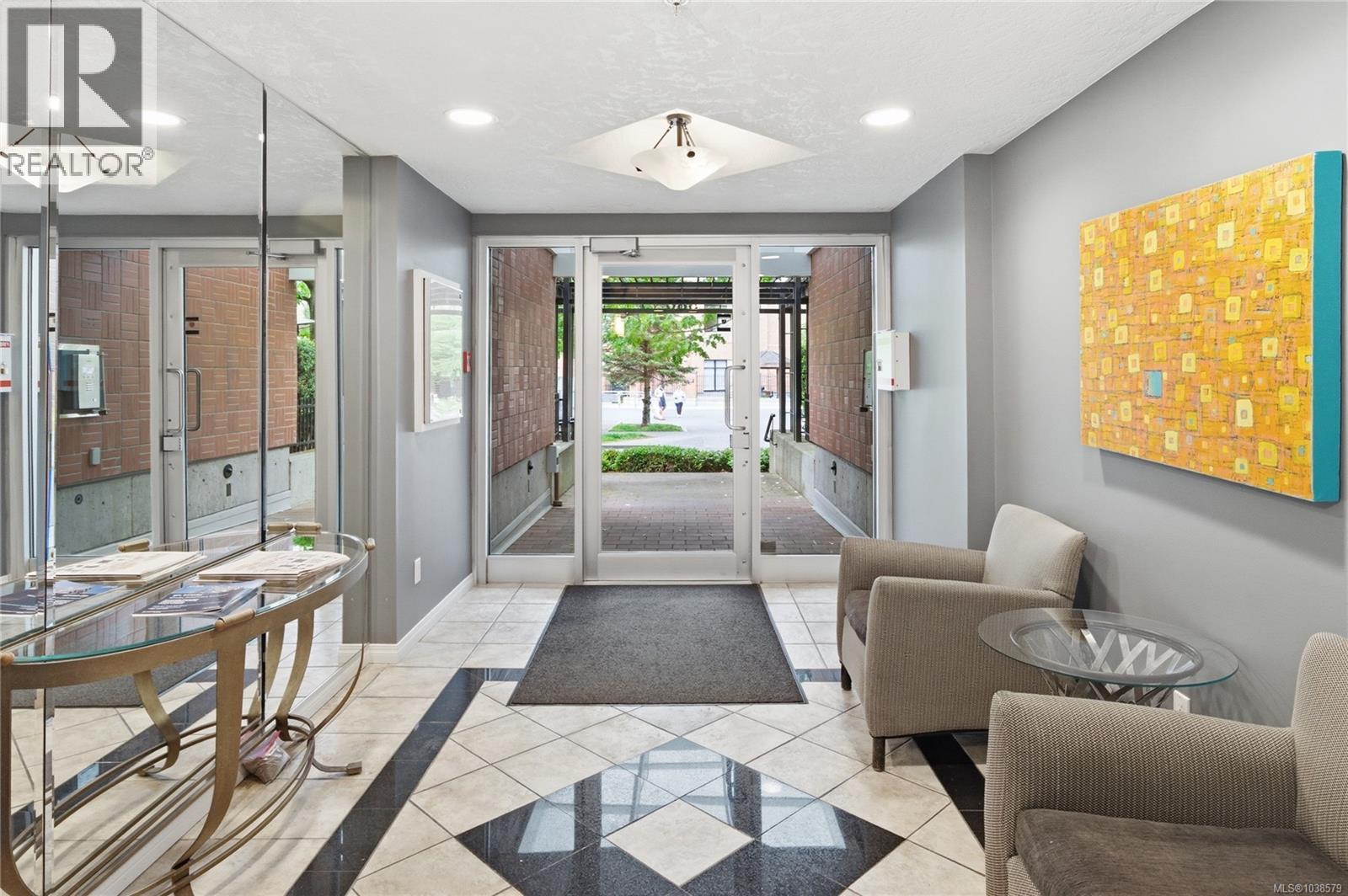 #409 380 Waterfront Cres - 31