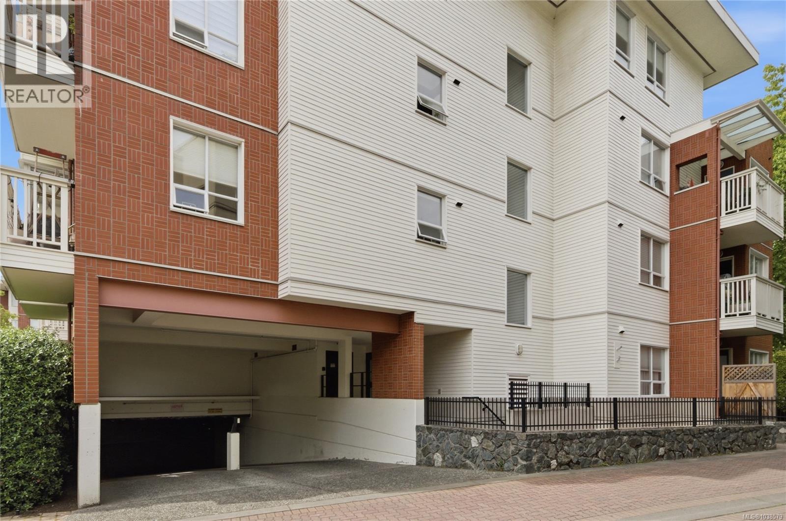 #409 380 Waterfront Cres - 35