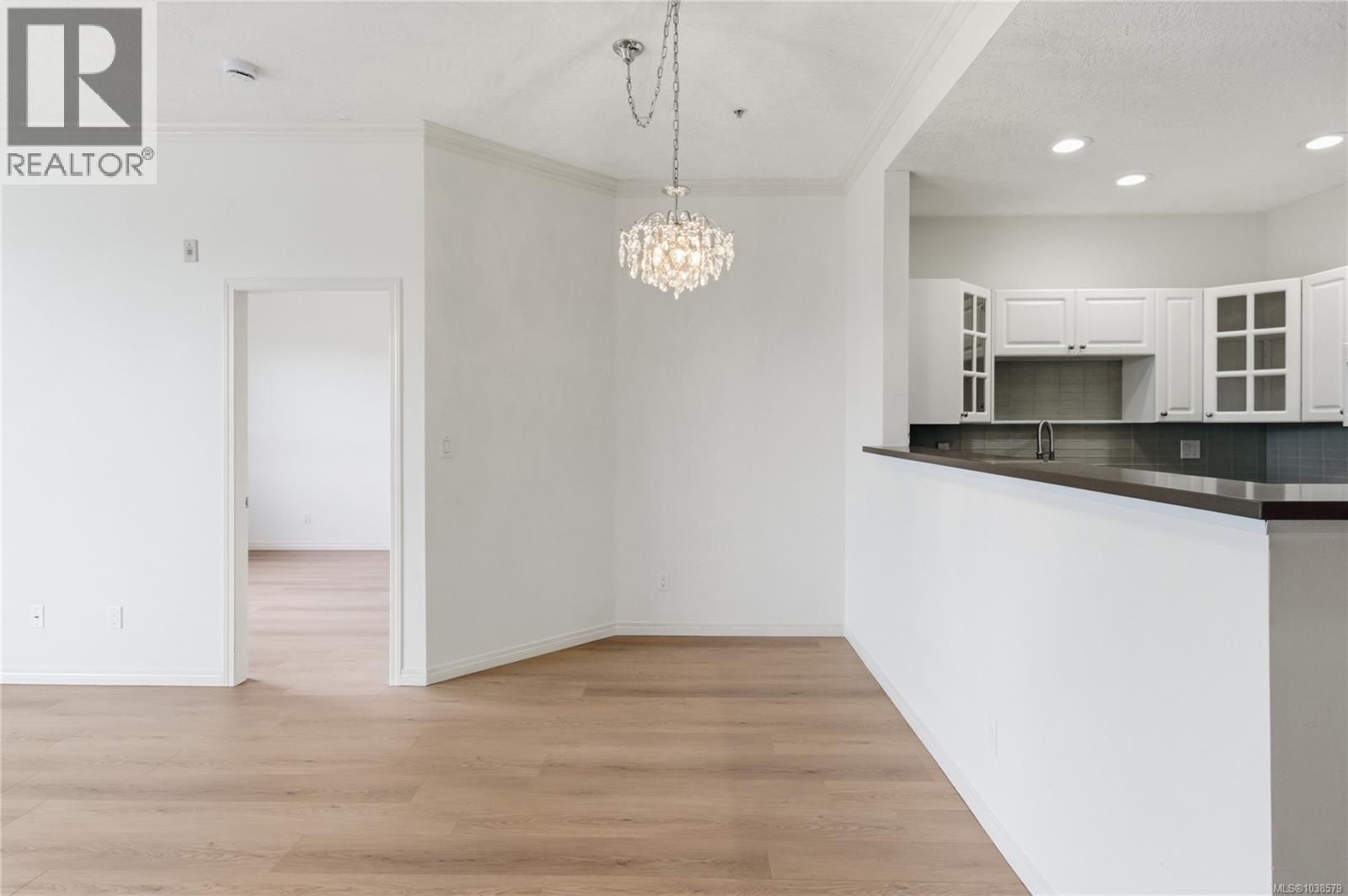 #409 380 Waterfront Cres - 8