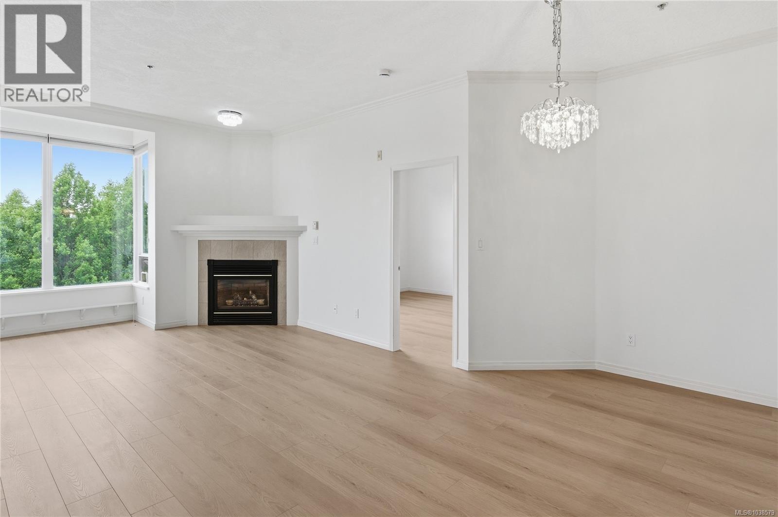 #409 380 Waterfront Cres - 9