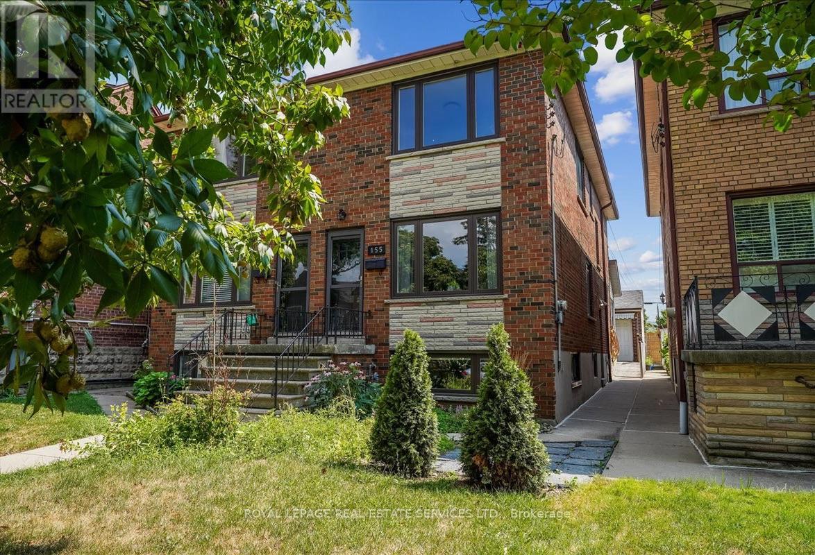 Listing photo of LOWER - 155 HOPE STREET