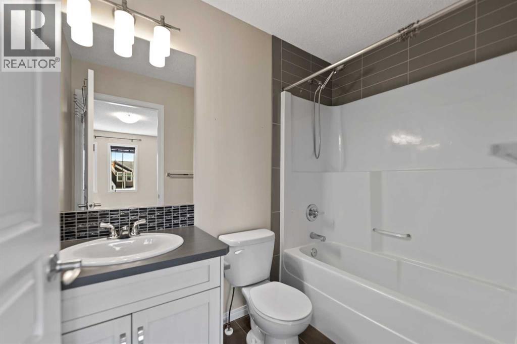 456 Auburn Bay Avenue SE - 13