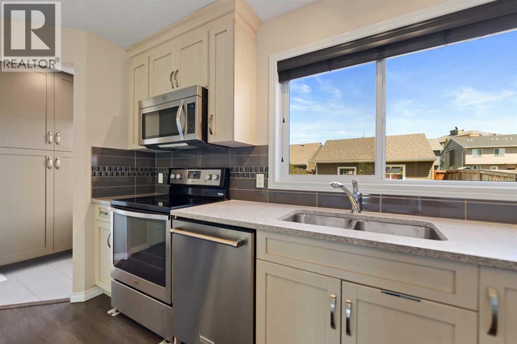 456 Auburn Bay Avenue SE - 8