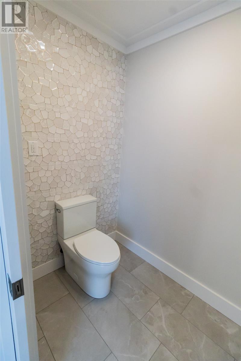 6 Murdoch Drive - 38