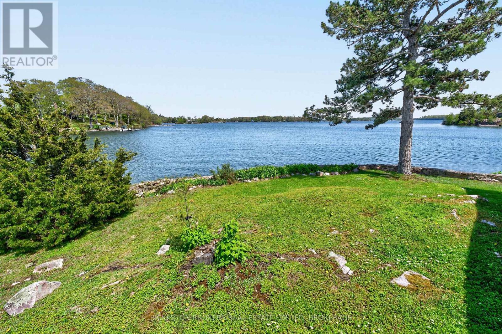 1 KITSYMENIE ISLAND - 22