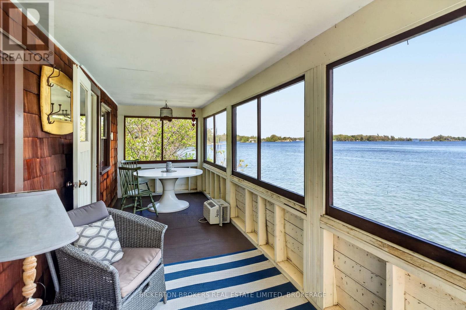 1 KITSYMENIE ISLAND - 29