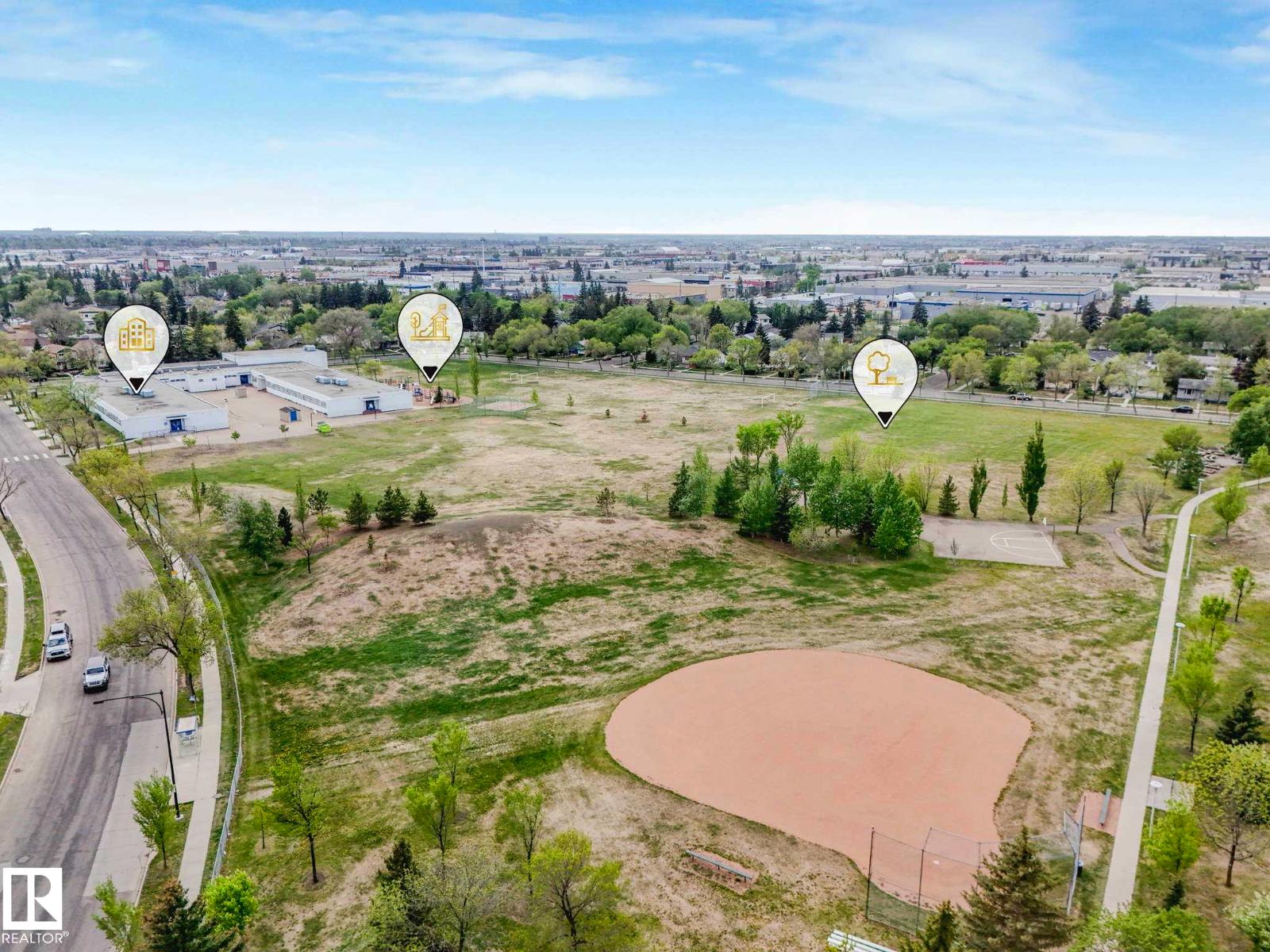13411 DOVERCOURT AV NW - 12