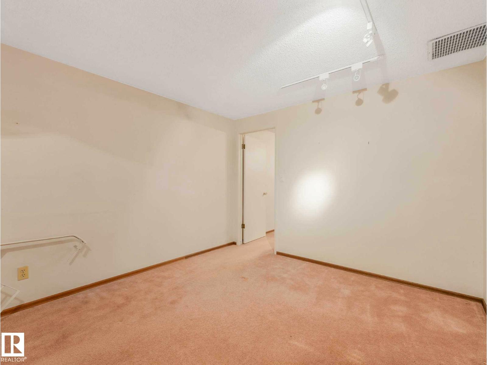 13411 DOVERCOURT AV NW - 45