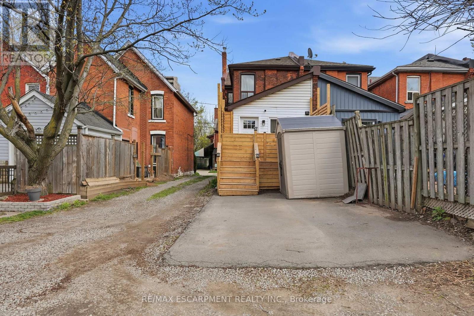 34 BAILLIE STREET - 28