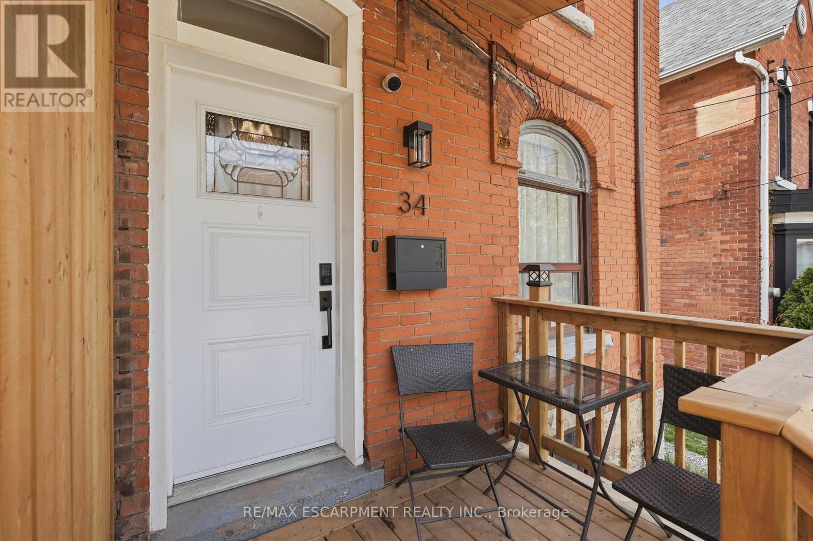 34 BAILLIE STREET - 3