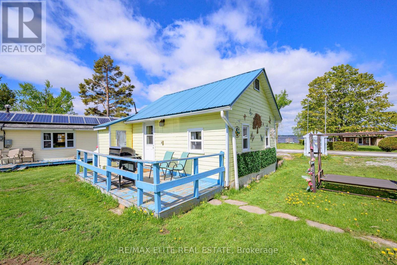 10 ALEXANDER AVENUE - 26