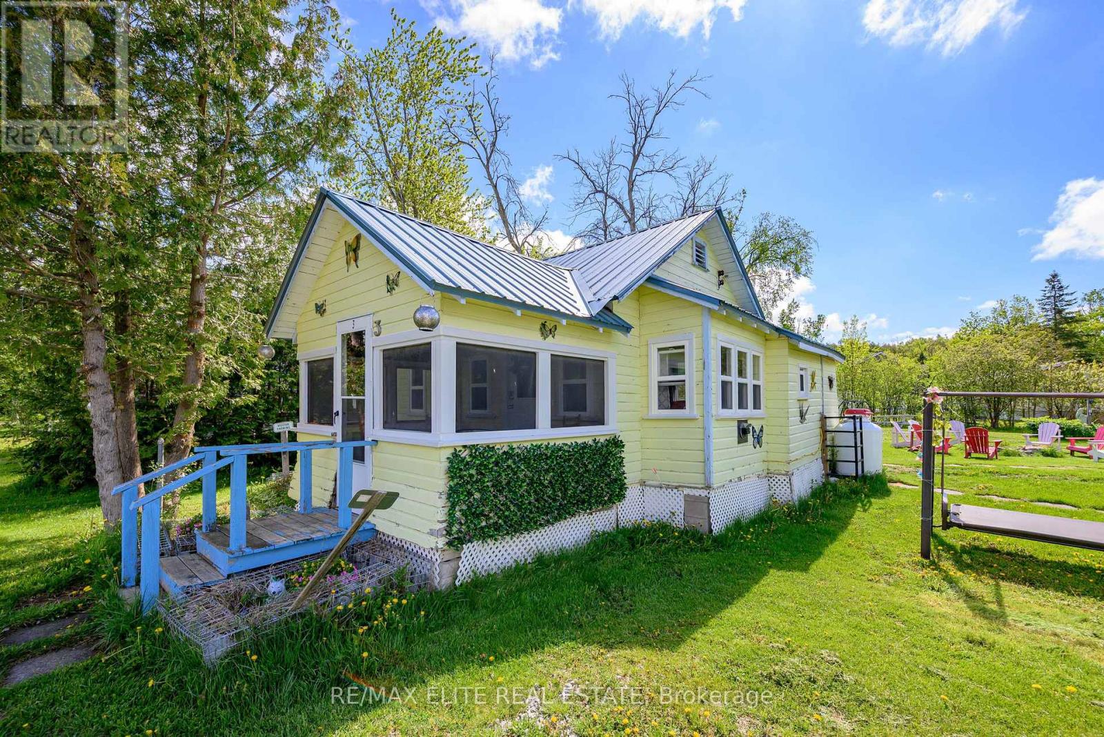 10 ALEXANDER AVENUE - 34