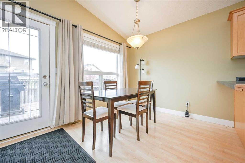 8821 113 Avenue - 5