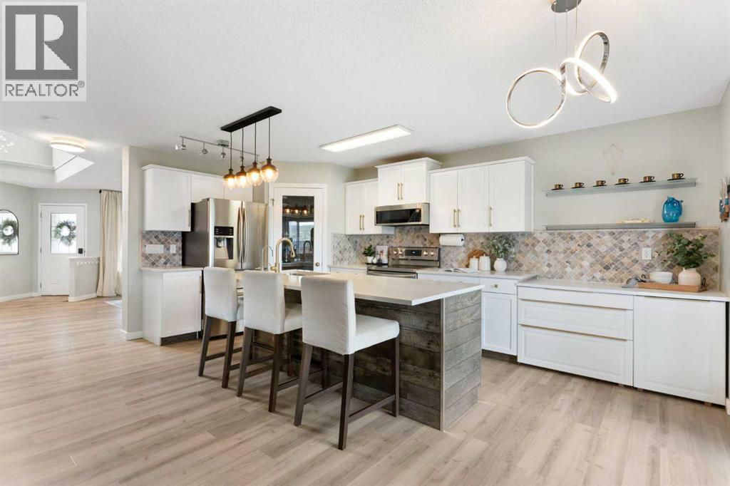 164 Royal Oak Heights NW - 10