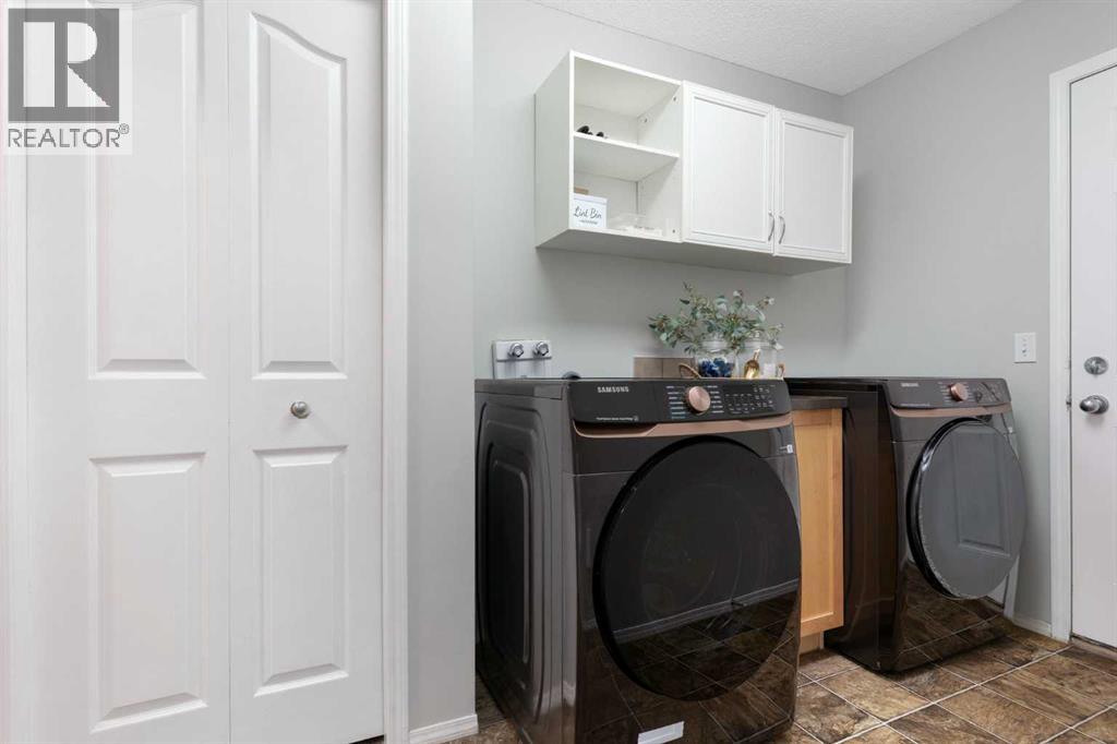 164 Royal Oak Heights NW - 20
