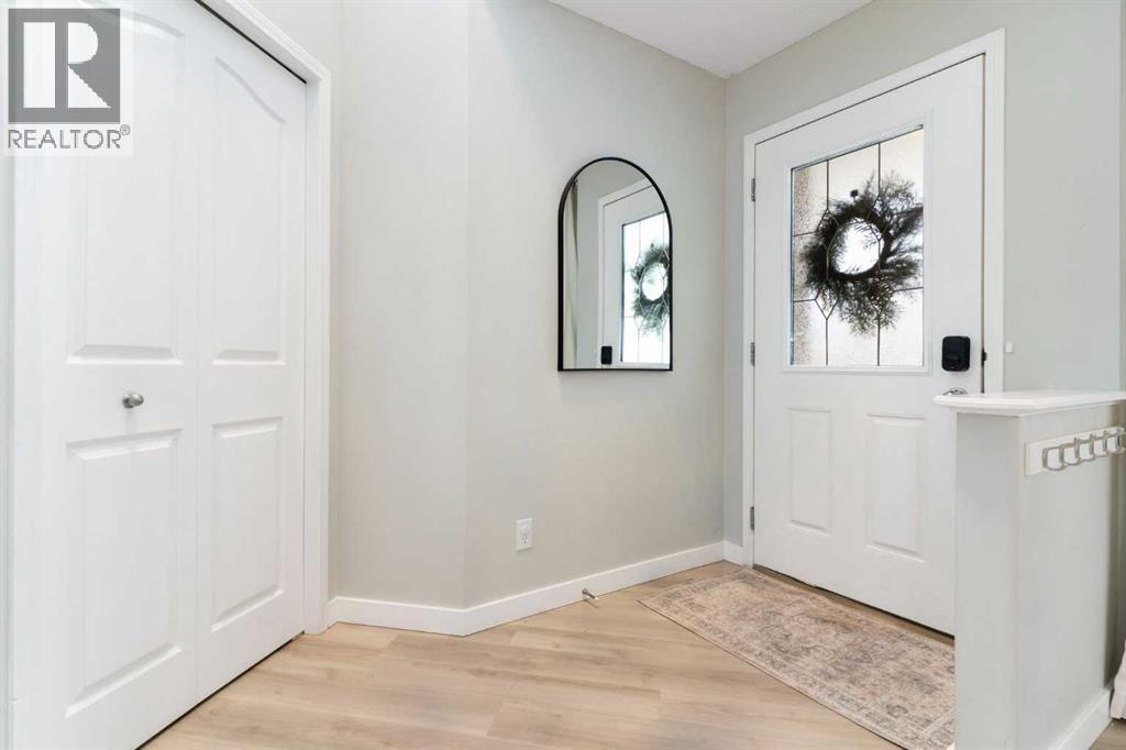 164 Royal Oak Heights NW - Image 3