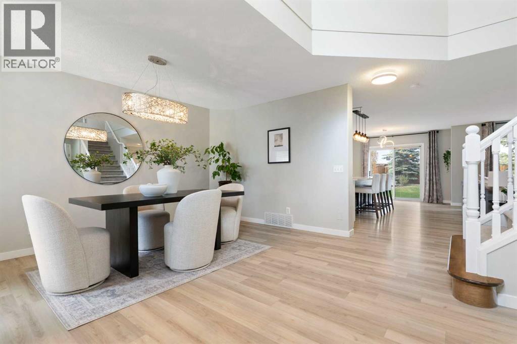 164 Royal Oak Heights NW - 4