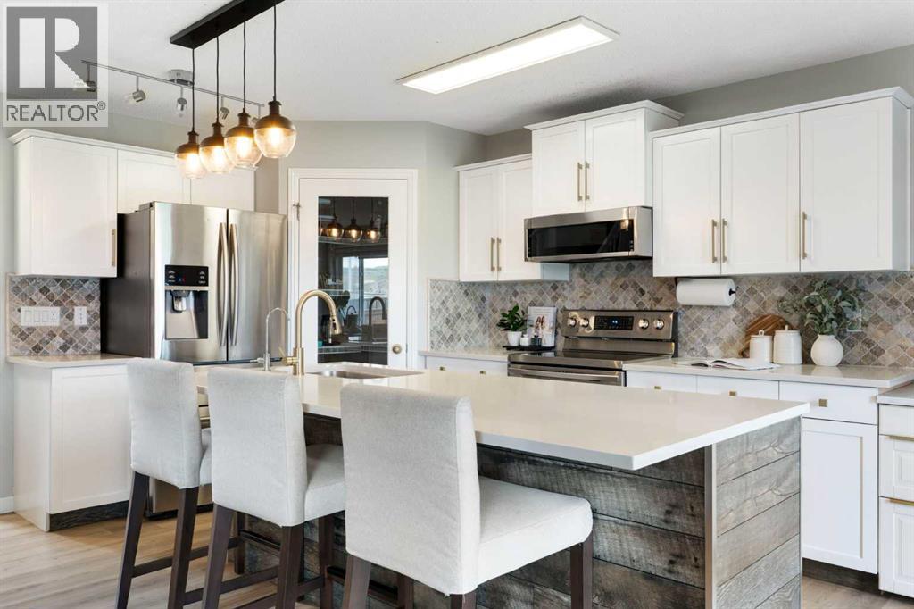 164 Royal Oak Heights NW - 11