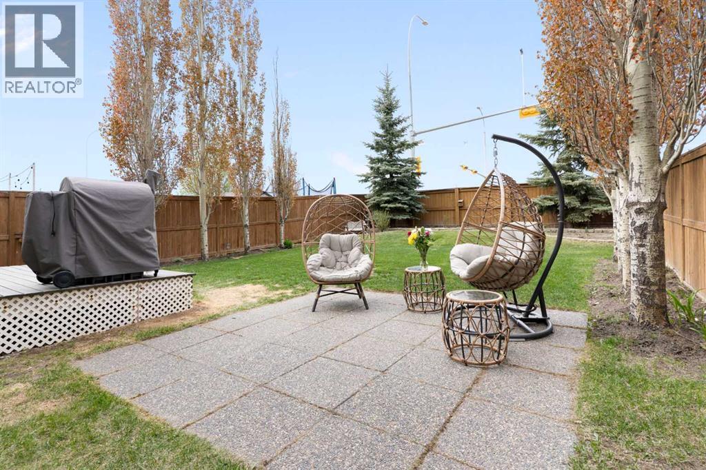 164 Royal Oak Heights NW - 44