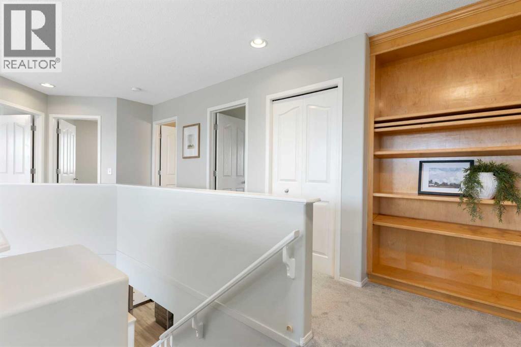 164 Royal Oak Heights NW - 25