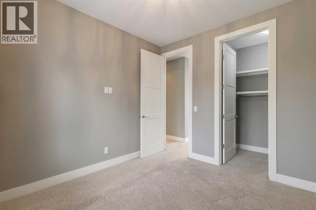 423 23 Avenue NW - 22