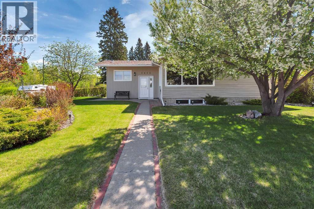5435 54 Street - photo 2