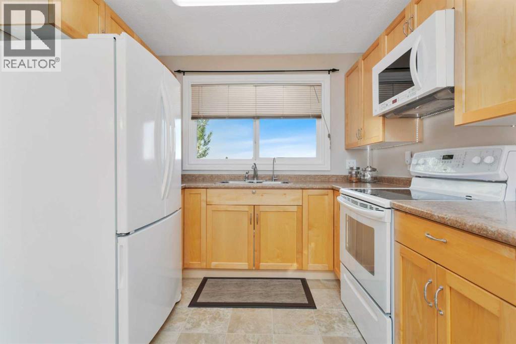 5435 54 Street — photo 7