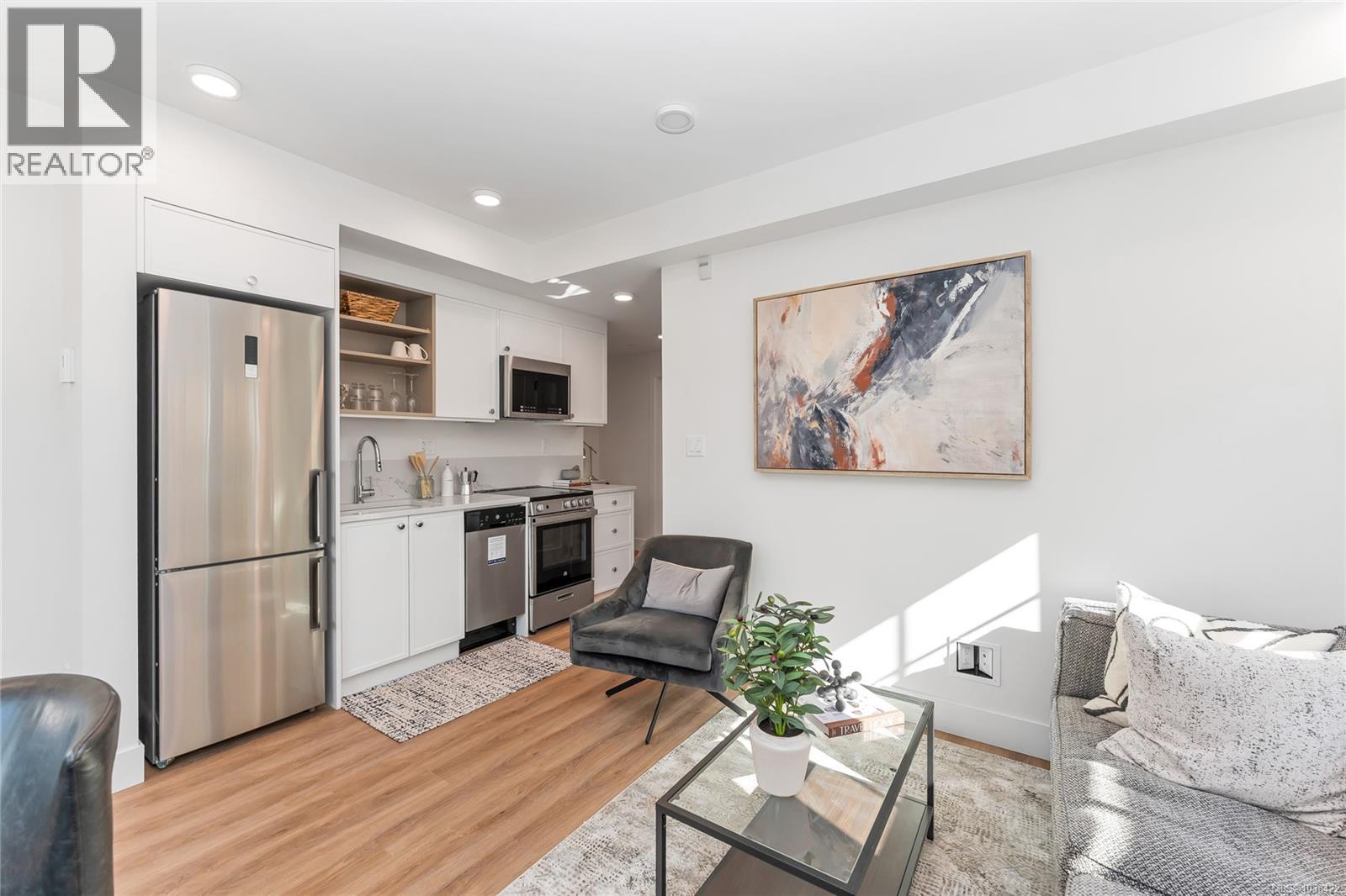 #102 A 1224 Richardson St - 6