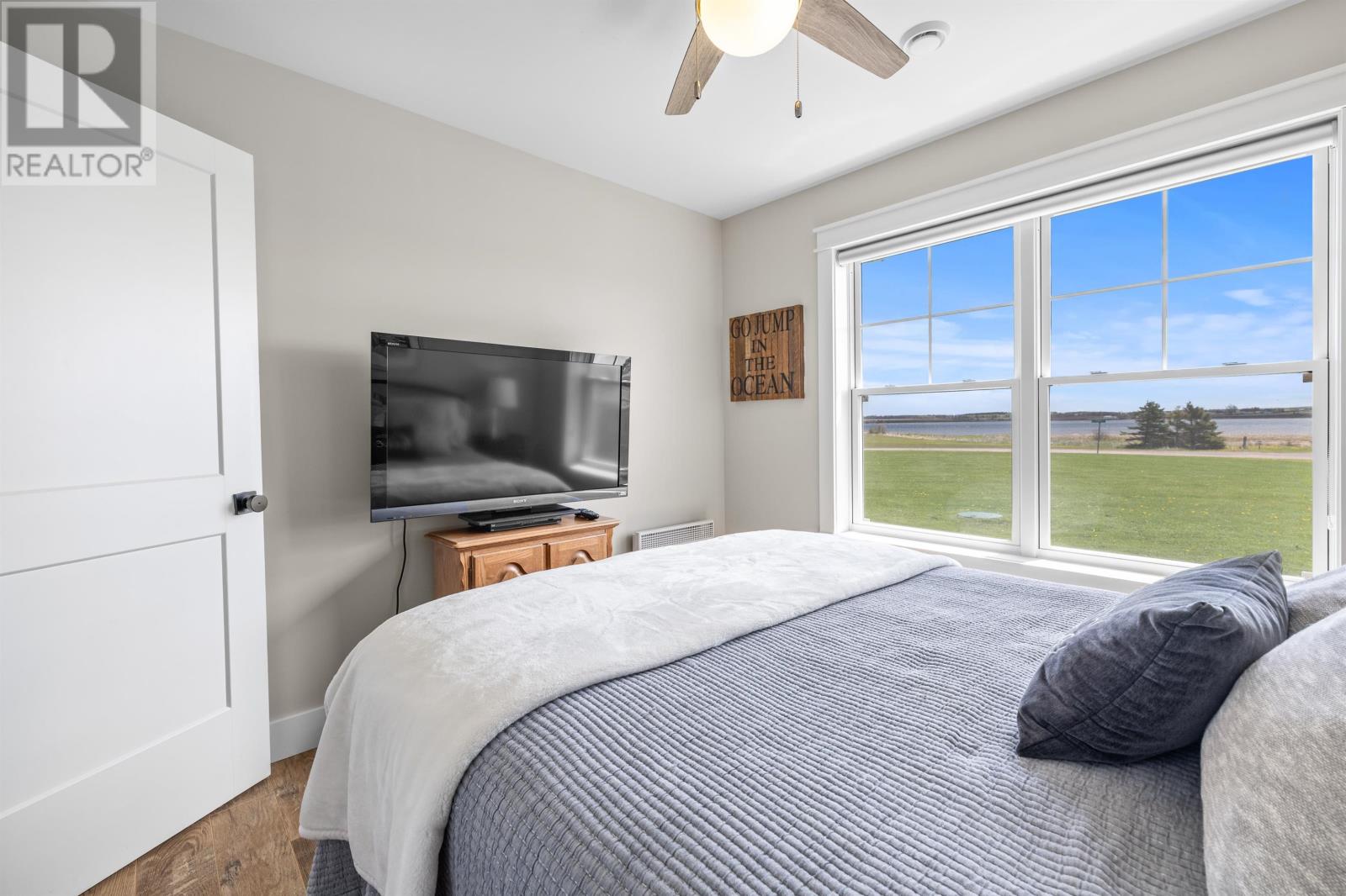 61 SEASIDE Drive - 20