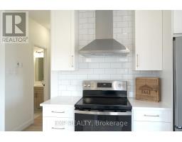 242 Queen Street, North Dundas, ON K0C1H0 Photo 8