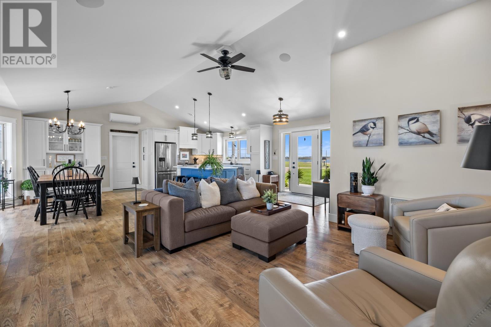 61 SEASIDE Drive - 7