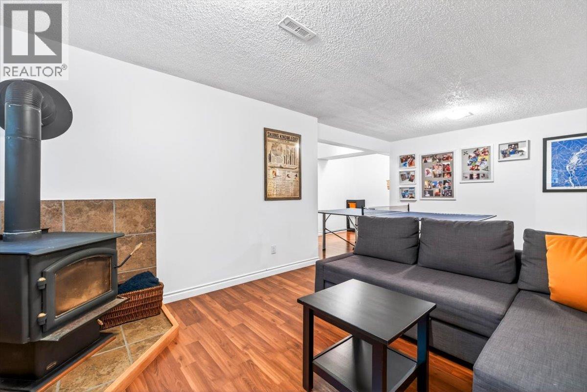 8 Mt Proctor Avenue - 54