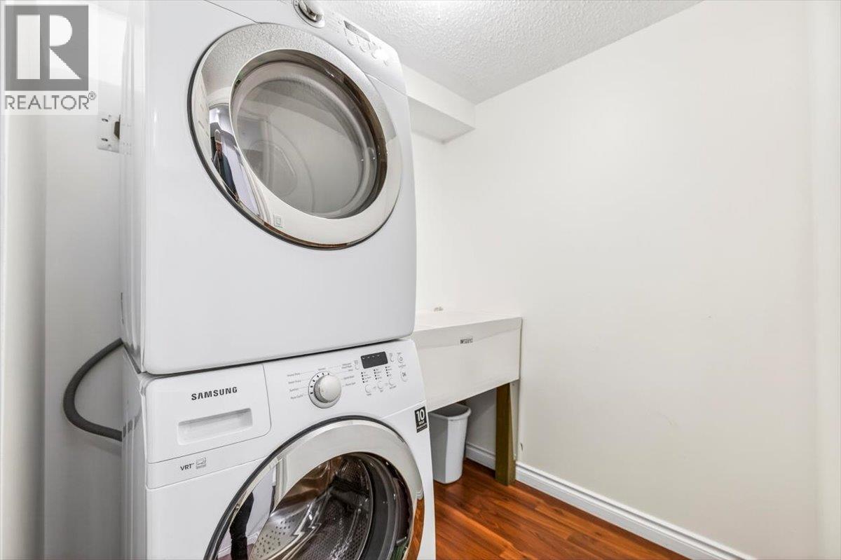 8 Mt Proctor Avenue - 59