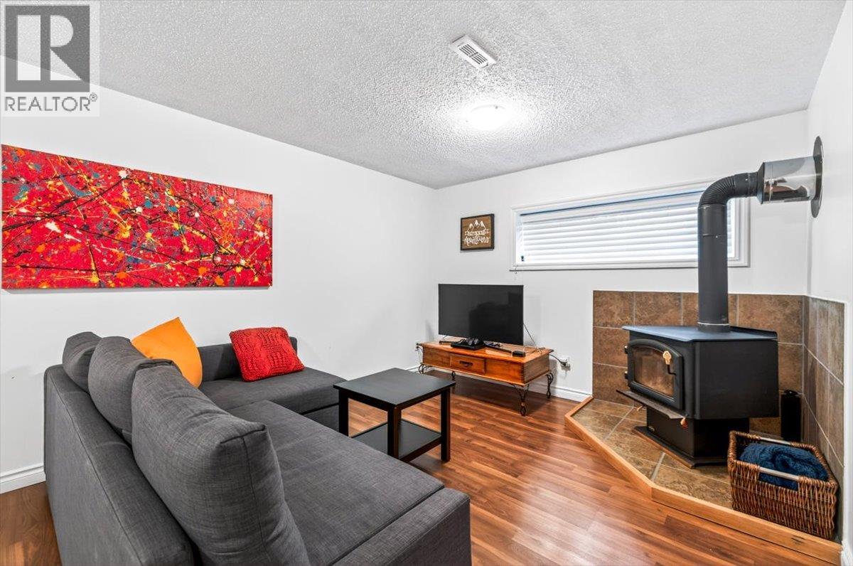 8 Mt Proctor Avenue - 52