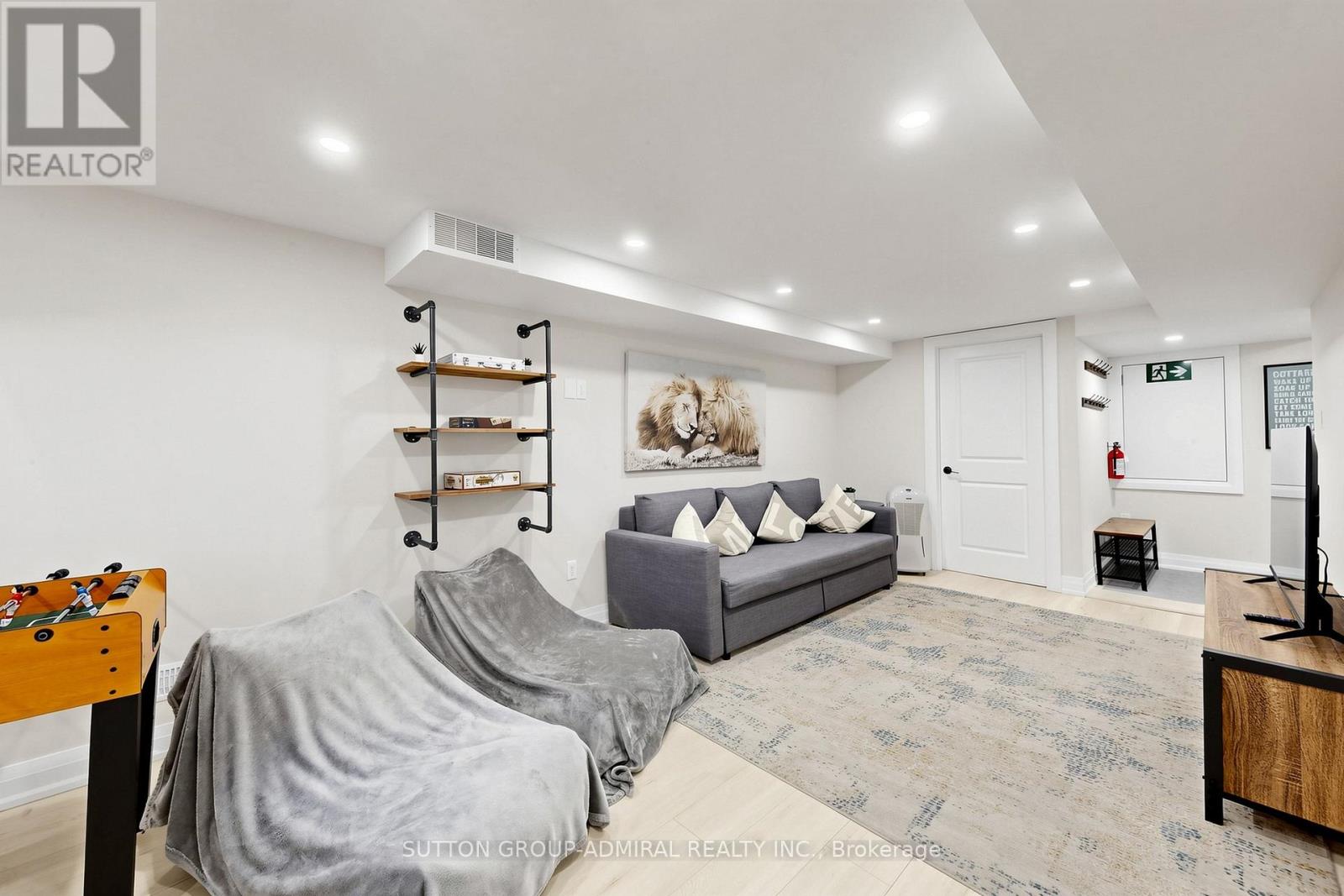 28 TIMCOURT DRIVE - 14