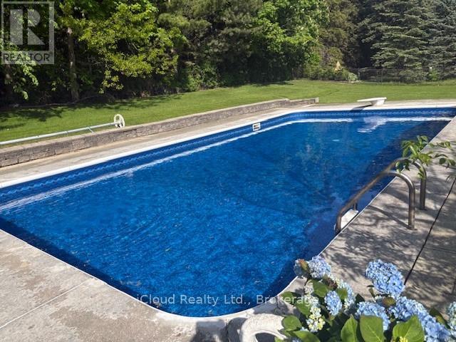 114 KENPARK AVENUE - 41