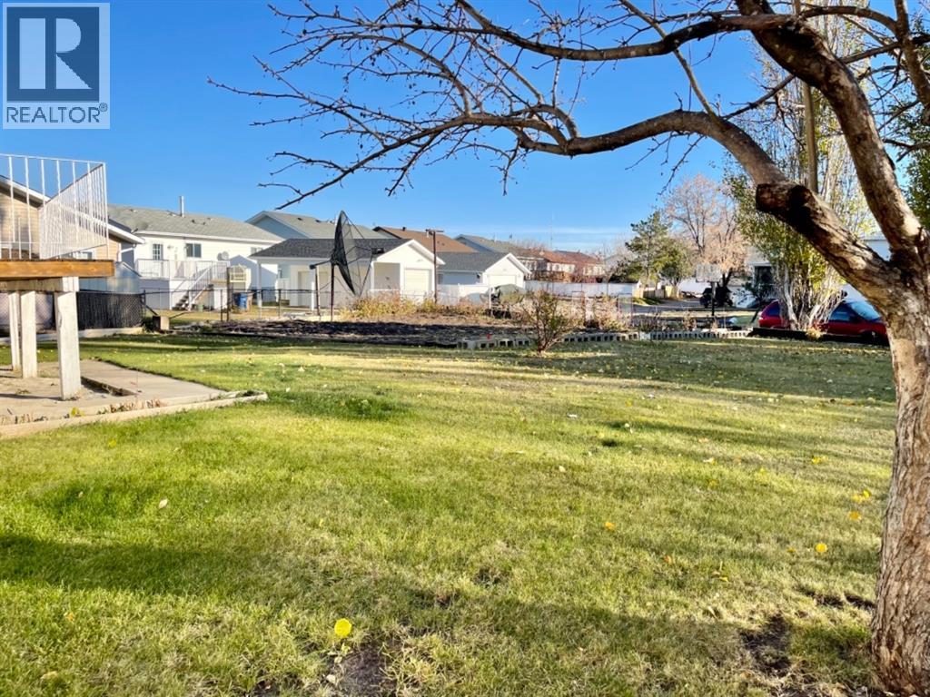 9303 93 Street - 23