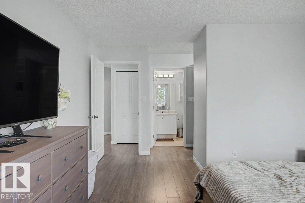 #401 10827 85 AV NW - 23