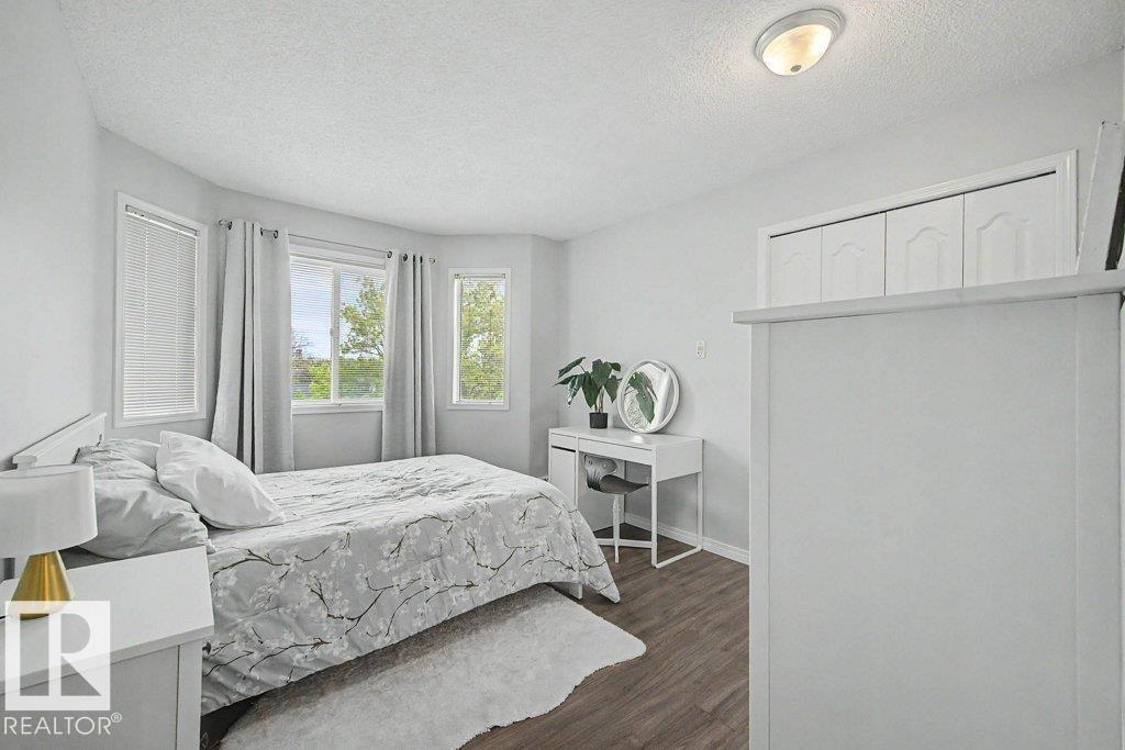 #401 10827 85 AV NW - 25