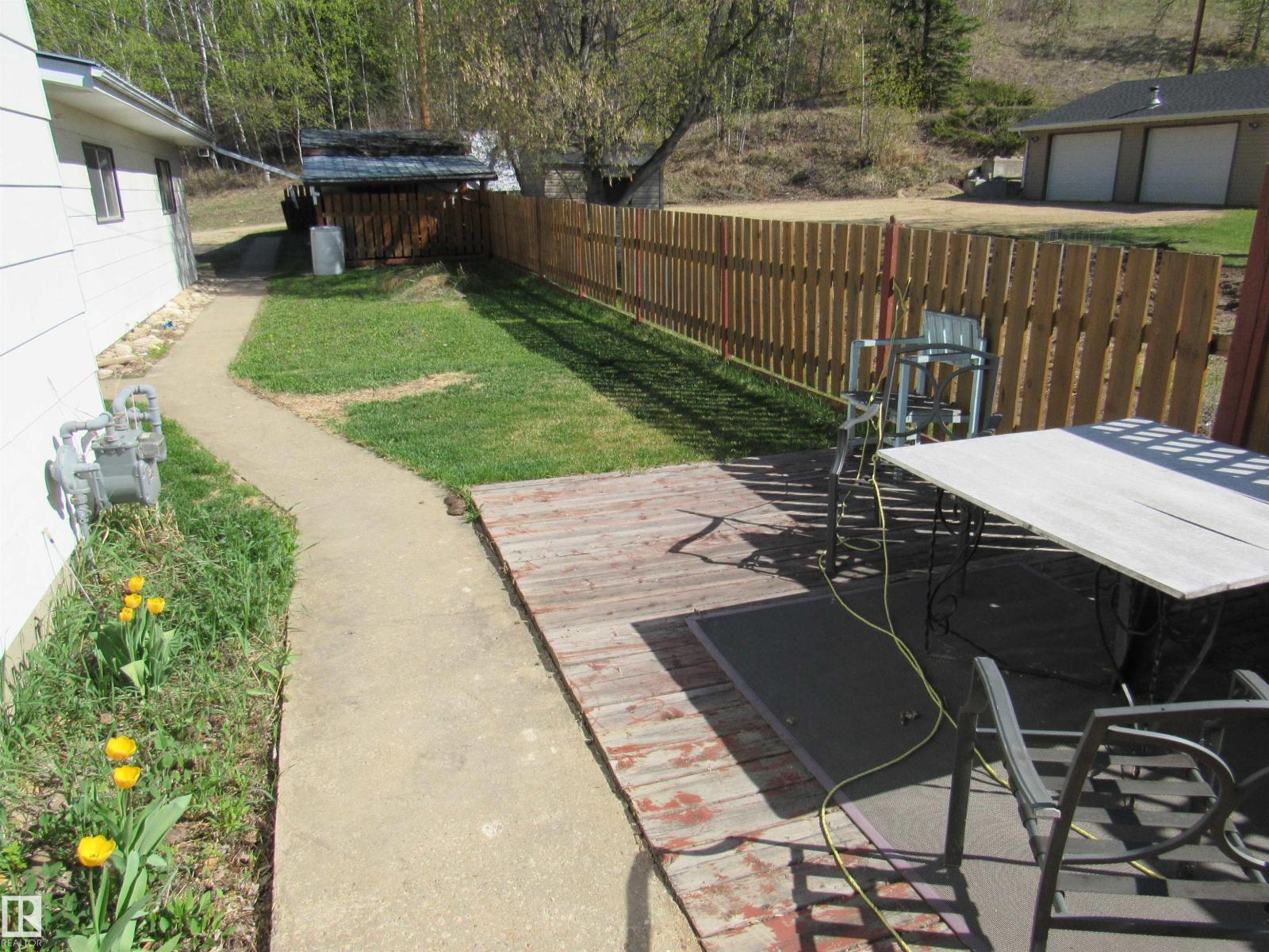 53 Crescent Drive — photo 10