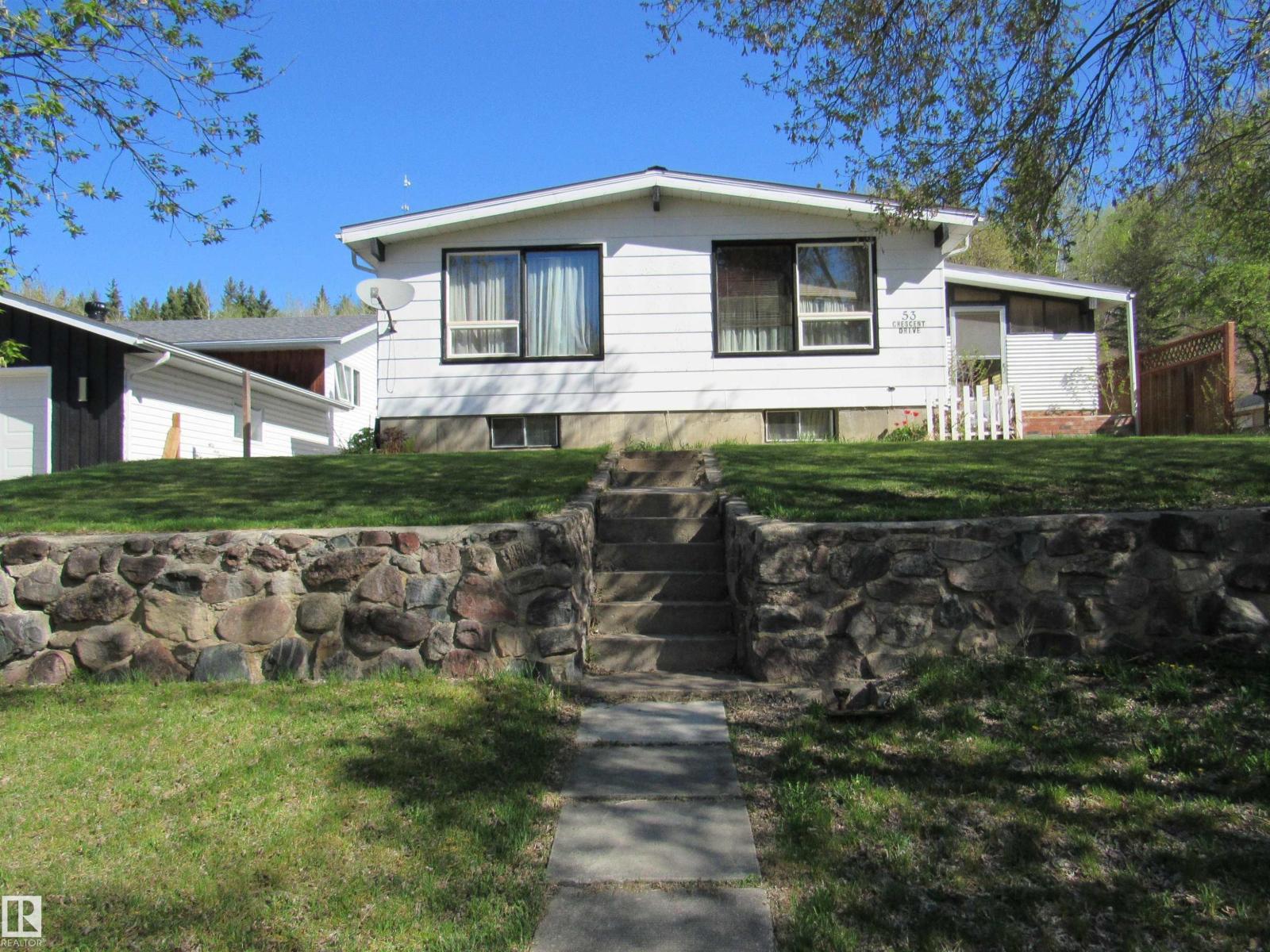 53 Crescent Drive - photo 2