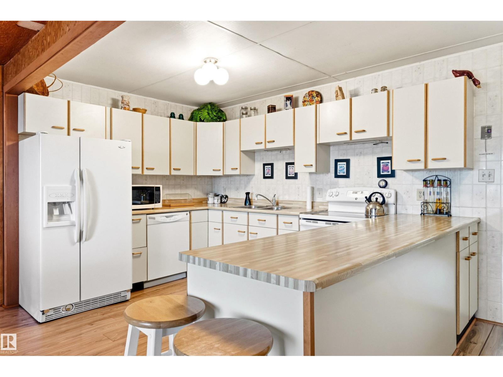 #12 53004 RGE ROAD 54 A - 10
