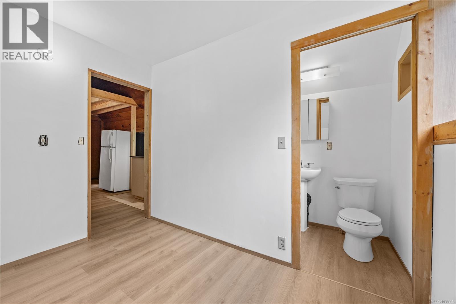 3486 Hallberg Rd - 49