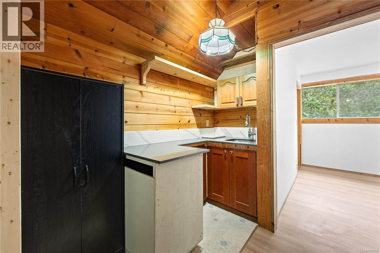 3486 Hallberg Rd - 47