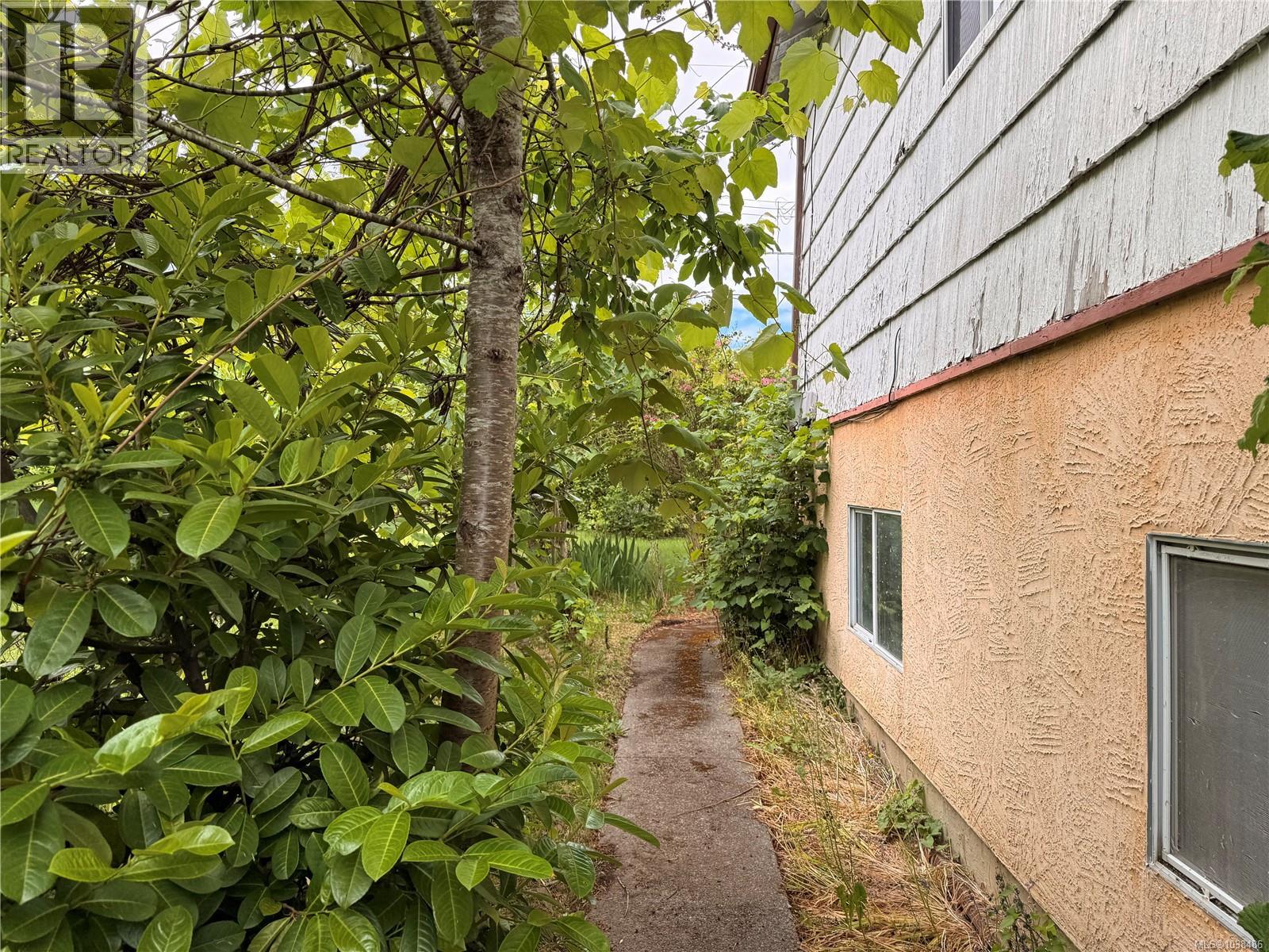 612 Hamilton Ave - 9