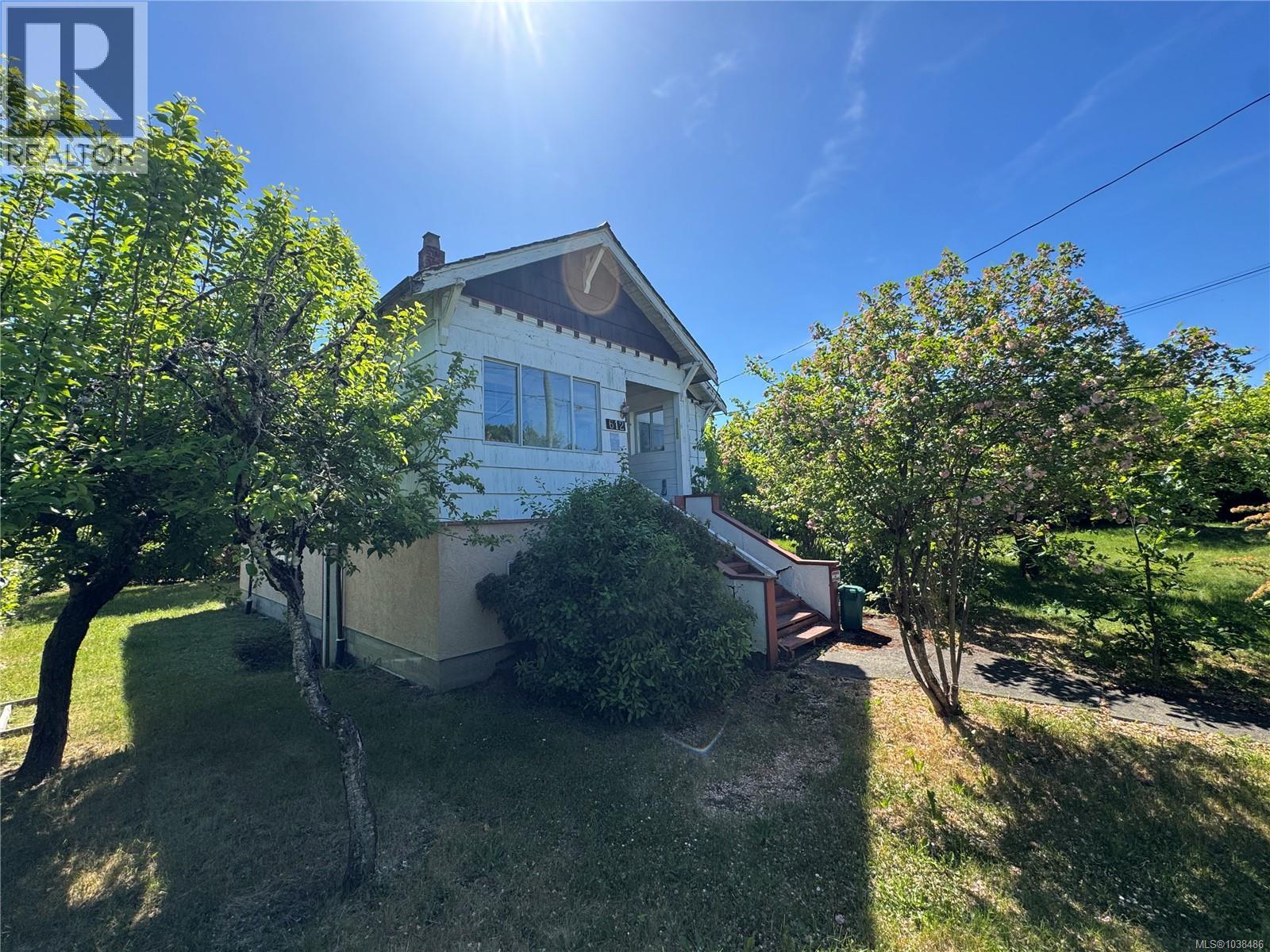 612 Hamilton Ave - 6