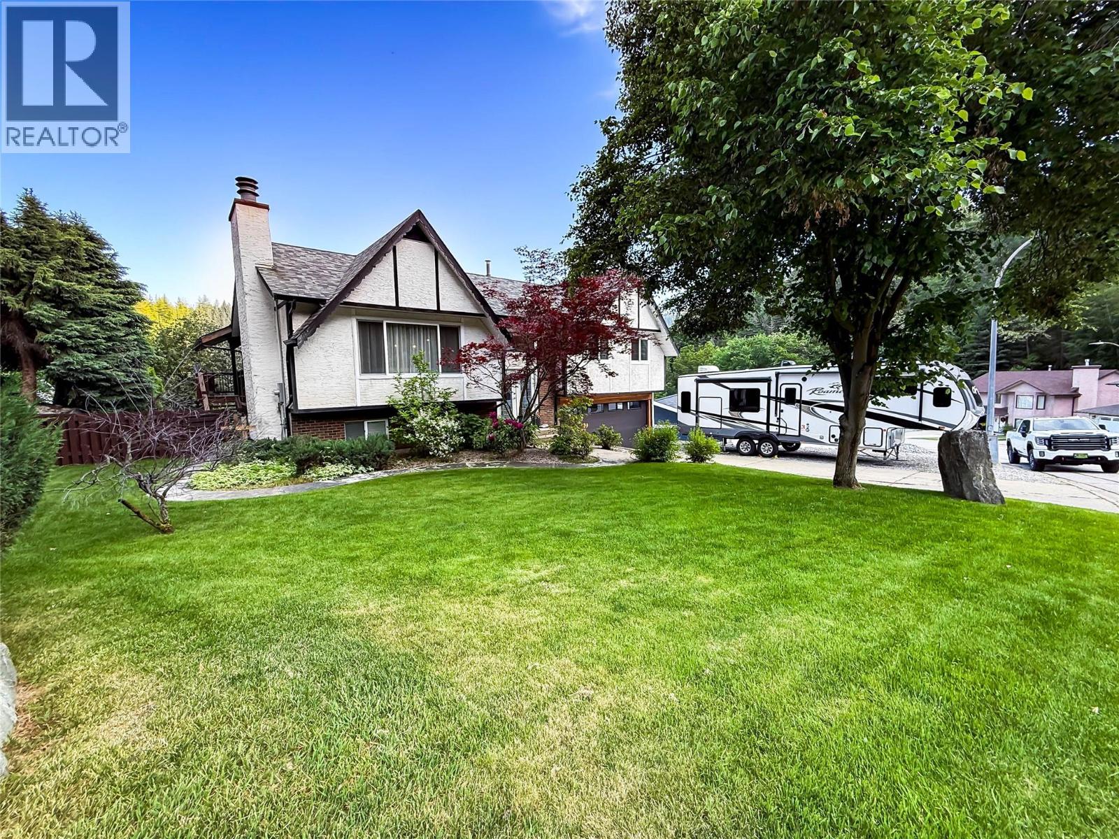 2300 MCBRIDE Street - photo 2